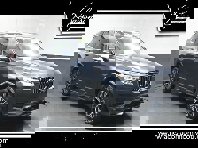 Certified 2022 Volvo XC90 T6 Momentum w/ Protection Package Premier