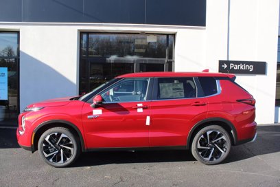 New 2025 Mitsubishi Outlander 4WD Plug-In Hybrid