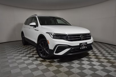 Used 2024 Volkswagen Tiguan SE