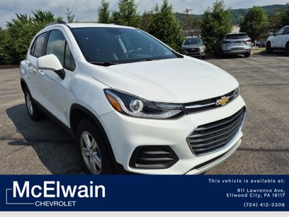 Used 2022 Chevrolet Trax LT w/ LT Convenience Package