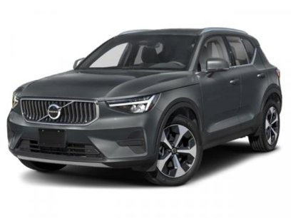 Used 2024 Volvo XC40 B5 Core