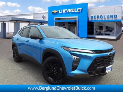 New 2025 Chevrolet Trax ACTIV w/ Sunroof Package
