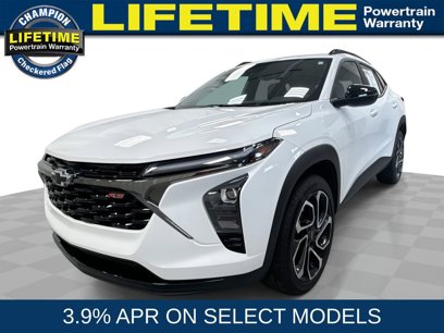 Certified 2025 Chevrolet Trax RS w/ Driver Confidence Package
