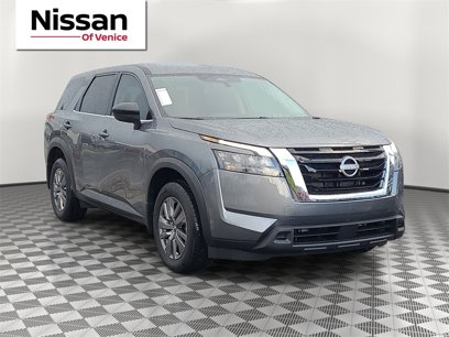New 2025 Nissan Pathfinder S