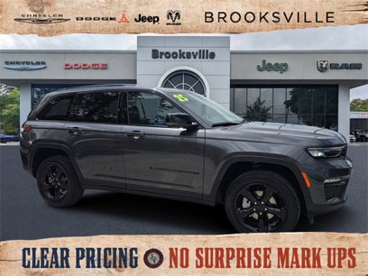 New 2025 Jeep Grand Cherokee Limited w/ Black Appearance Package
