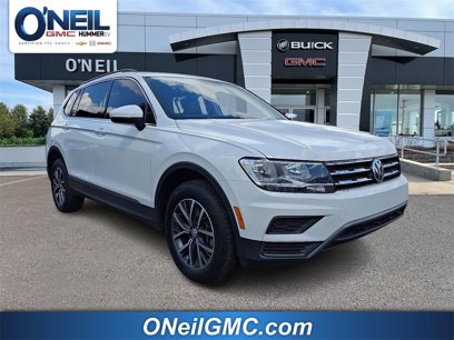 Used 2020 Volkswagen Tiguan SE w/ Panoramic Sunroof Package