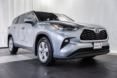 Used 2023 Toyota Highlander LE