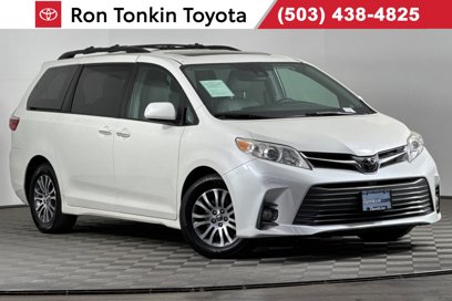 Used 2018 Toyota Sienna XLE