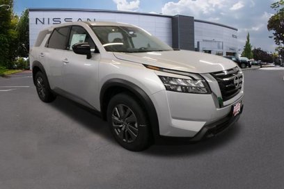 New 2025 Nissan Pathfinder S