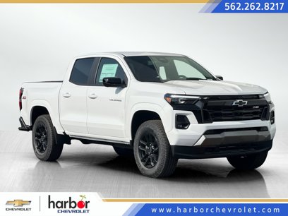 New 2025 Chevrolet Colorado Z71 w/ Midnight Edition