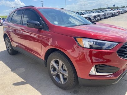 Used 2024 Ford Edge SEL w/ Sport Appearance Package