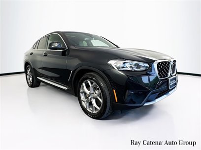 Certified 2022 BMW X4 xDrive30i w/ Premium Package 2
