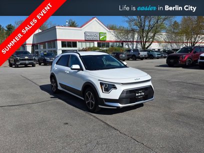 New 2025 Kia Niro EX