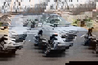 New 2025 Subaru Forester Premium