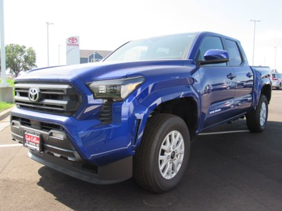 New 2025 Toyota Tacoma SR5