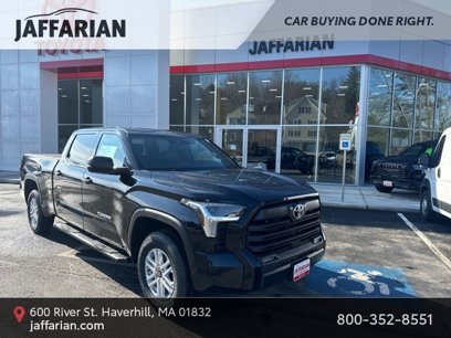New 2025 Toyota Tundra SR5 w/ SR5 Premium Package