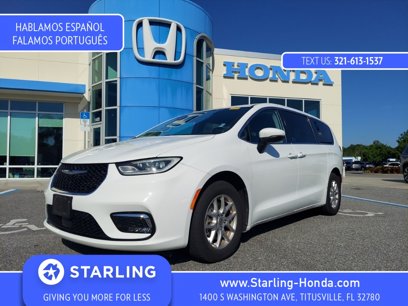 Used 2023 Chrysler Pacifica Touring-L
