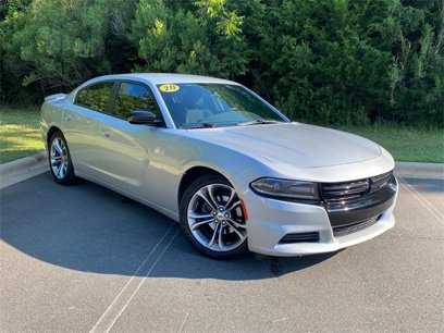 Used 2020 Dodge Charger SXT w/ Blacktop Package