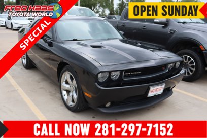 Used 2014 Dodge Challenger R/T w/ Sound Group II