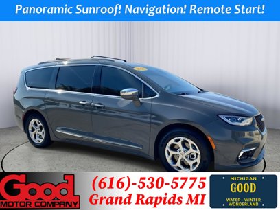 Used 2022 Chrysler Pacifica Limited