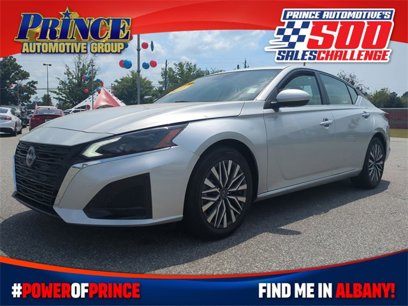 Used 2023 Nissan Altima 2.5 SV