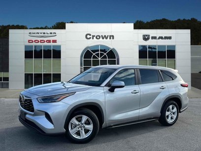 Used 2023 Toyota Highlander L