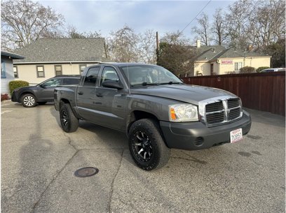 Used 2005 Dodge Dakota ST