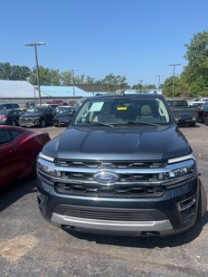Used 2022 Ford Expedition Limited