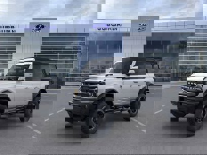 New 2024 Ford Bronco Outer Banks w/ Sasquatch Package