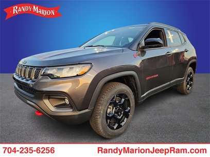 New 2024 Jeep Compass Trailhawk w/ Trailhawk Convenience Group