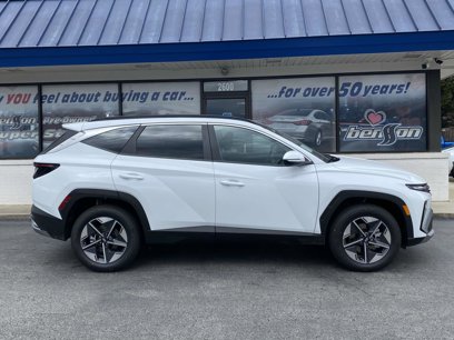 New 2025 Hyundai Tucson SEL