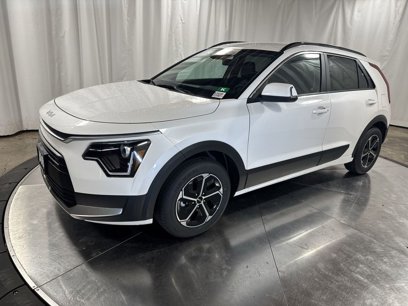 New 2025 Kia Niro EX