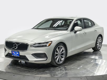 Used 2019 Volvo S60 T5 Momentum w/ Premium Package