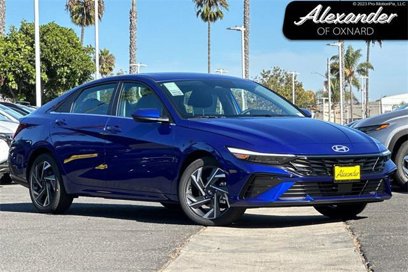New 2025 Hyundai Elantra SEL