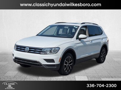 Used 2021 Volkswagen Tiguan SE w/ Panoramic Sunroof Package