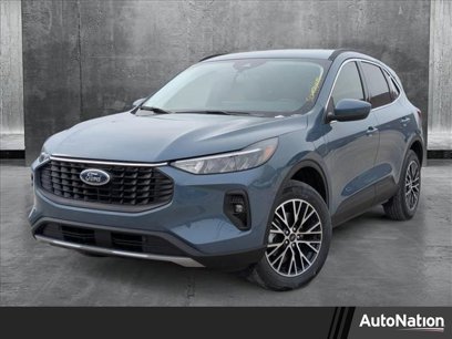 New 2025 Ford Escape SE w/ Class II Trailer Tow Package