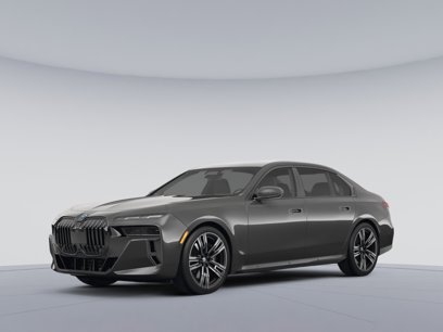 New 2025 BMW 760i xDrive w/ Premium Package