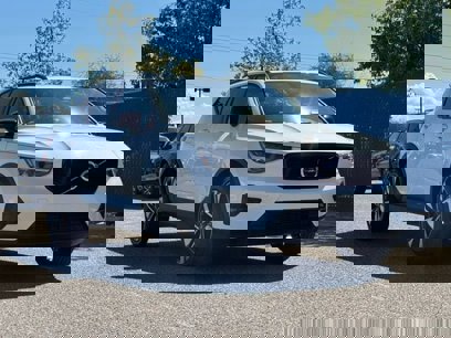 Certified 2025 Volvo XC40 B5 Plus