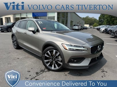 Used 2021 Volvo V60 T5 Cross Country w/ Advanced Package