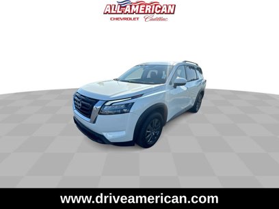 Used 2024 Nissan Pathfinder SV