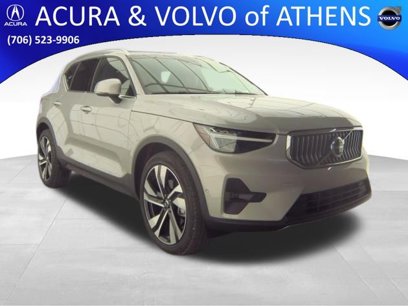 Used 2025 Volvo XC40 B5 Plus