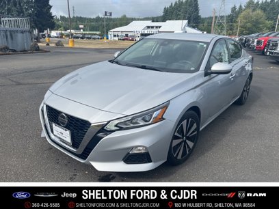 Used 2022 Nissan Altima 2.5 SV