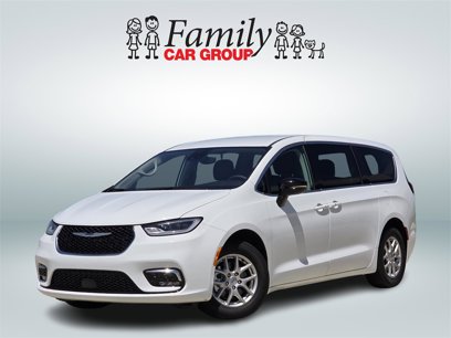 Used 2024 Chrysler Pacifica Touring-L