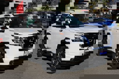 New 2025 Nissan Pathfinder S