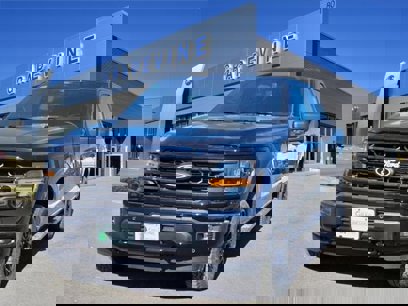 New 2025 Ford F150 XLT w/ Equipment Group 302A MID