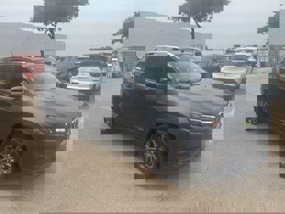 Used 2019 Jeep Cherokee Latitude Plus
