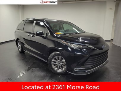 Used 2022 Toyota Sienna XLE