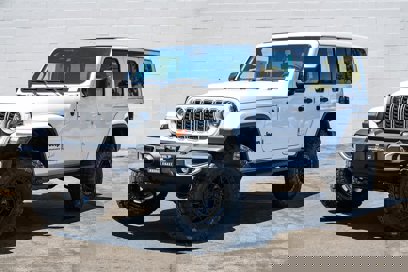New 2025 Jeep Wrangler Sahara w/ Safety Group