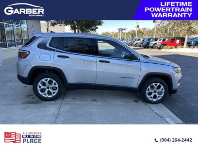New 2025 Jeep Compass Sport w/ Mopar Graphics Package