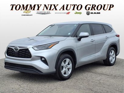 Used 2023 Toyota Highlander XLE